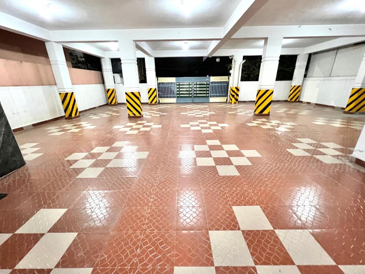Truelife - Family Suites - Ps4 Veg Restaurant, On Way To Balaji Temple - 2Bhk Ac Apartments - Coffee Tea Milk - Super Fast Wifi, Kitchen, Smart Tv, Parking - Easy Access To Airport, Railway Station And To All Temples - Top Service With Lots Of Love Tirupati Eksteriør bilde