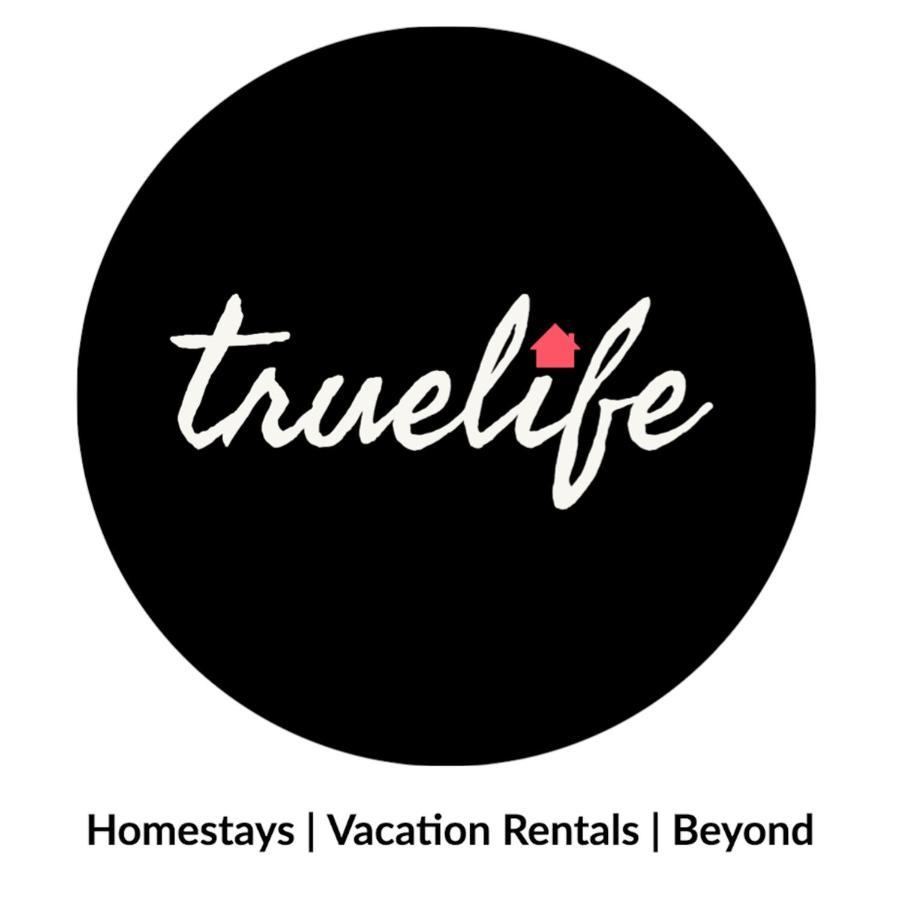 Truelife - Family Suites - Ps4 Veg Restaurant, On Way To Balaji Temple - 2Bhk Ac Apartments - Coffee Tea Milk - Super Fast Wifi, Kitchen, Smart Tv, Parking - Easy Access To Airport, Railway Station And To All Temples - Top Service With Lots Of Love Tirupati Eksteriør bilde